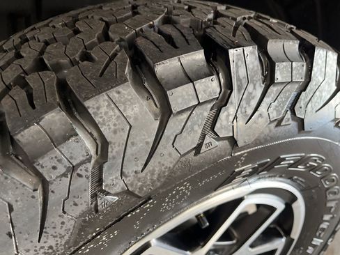 New 2026 Jeep Wrangler Unlimited Rubicon AWD/4WD image 17