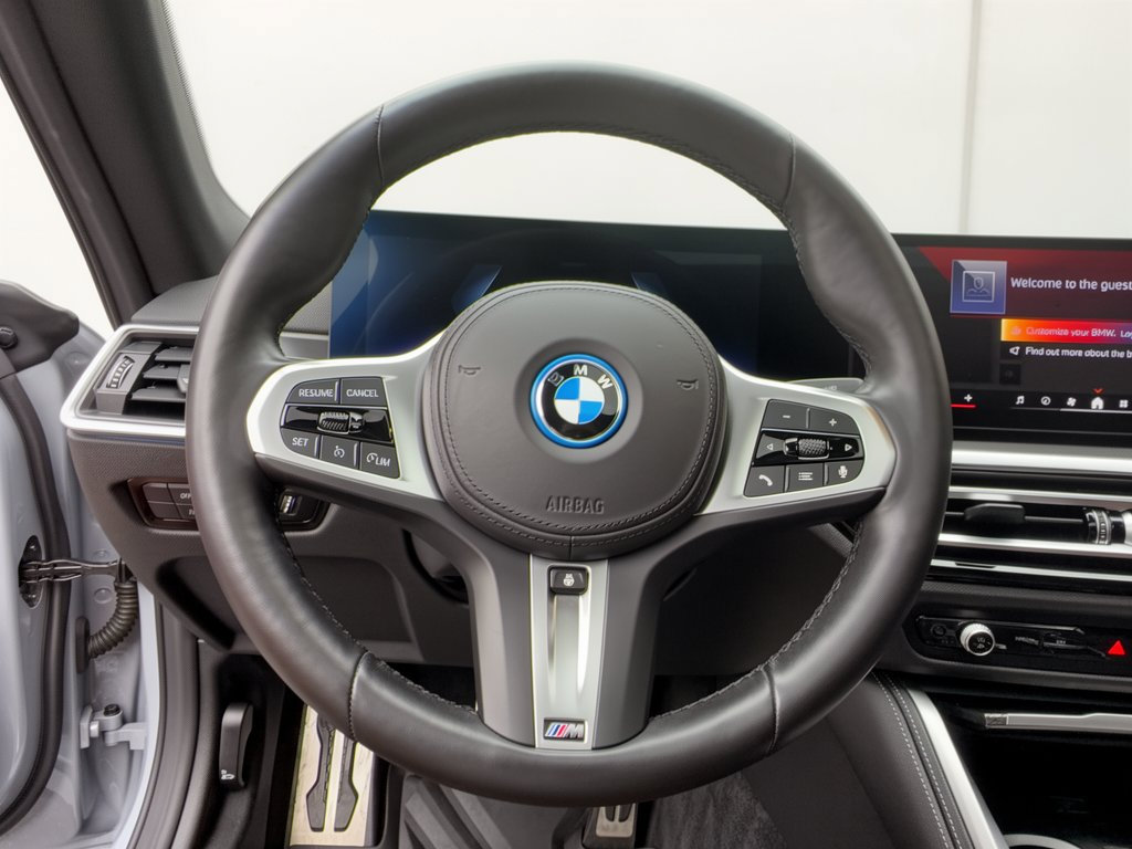 Used 2024 BMW i4 xDrive40i w/ M Sport Package AWD/4WD image 10