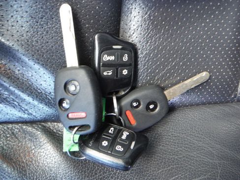 Used 2014 Honda Ridgeline SE image 41