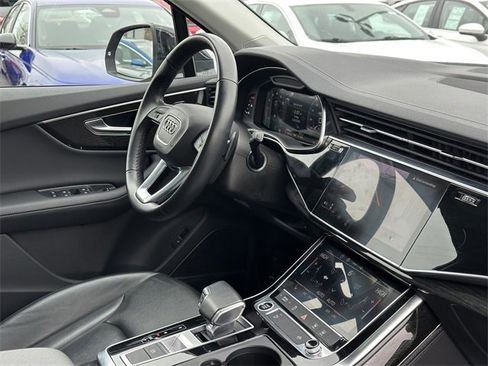 Used 2024 Audi Q7 2.0T Premium Plus image 32