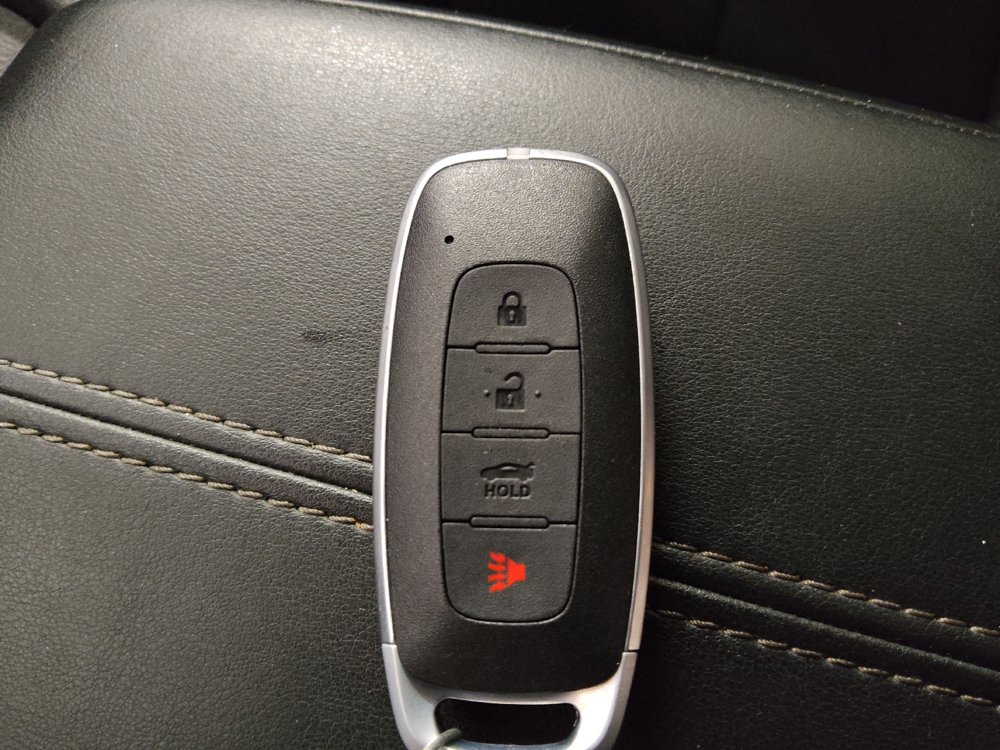 Used 2025 Nissan Sentra S FWD image 32