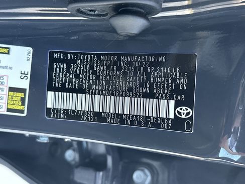 Certified 2024 Toyota Corolla LE image 34