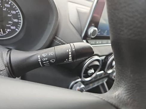 Used 2024 Nissan Sentra SV image 31