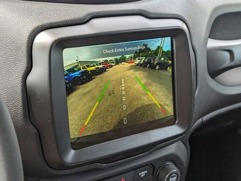 New 2023 Jeep Renegade Trailhawk image 24