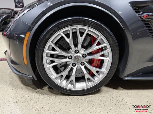 Used 2017 Chevrolet Corvette Z06 Coupe w/ 3LZ RWD image 37