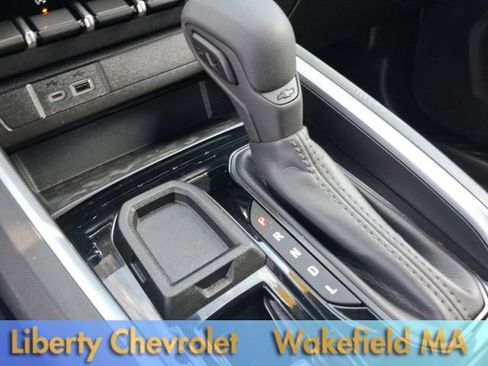 Used 2025 Chevrolet Colorado W/T RWD image 19