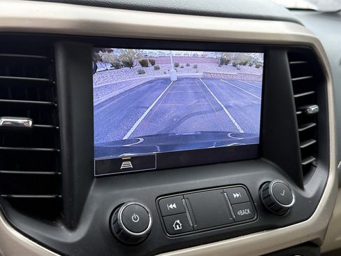 Used 2023 GMC Acadia Denali image 15