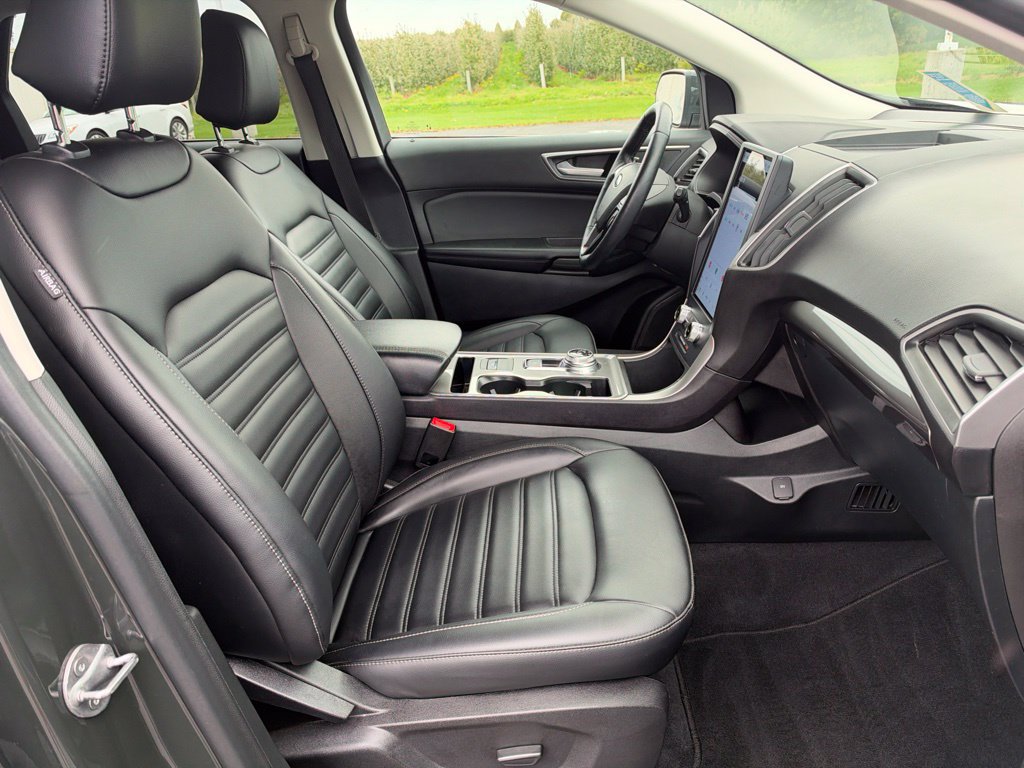 Used 2023 Ford Edge SEL w/ Convenience Package AWD/4WD image 12