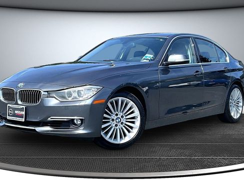 Used 2013 BMW 328i Sedan RWD image 3