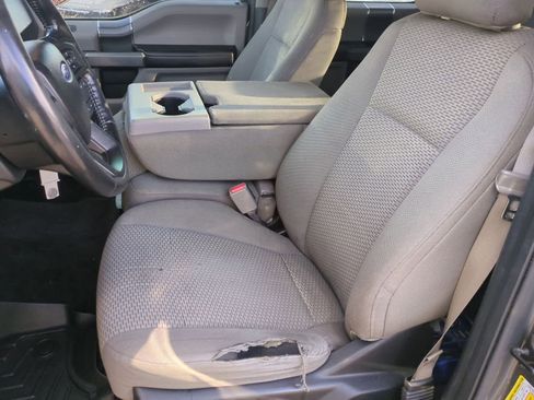 Used 2017 Ford F150 XLT w/ Equipment Group 302A Luxury image 16