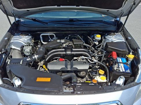 Used 2017 Subaru Outback 2.5i Limited AWD/4WD image 28