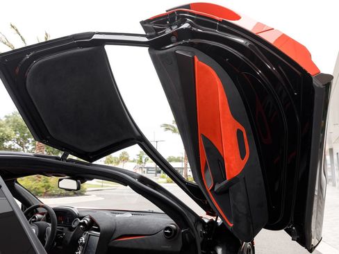 Used 2021 McLaren 765LT RWD image 66