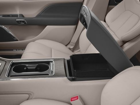 Used 2017 Lincoln Continental Reserve AWD/4WD image 15