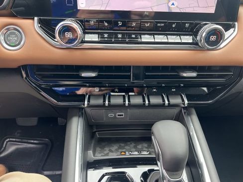 New 2026 GMC Canyon AT4 w/ Technology Plus Package AWD/4WD image 22