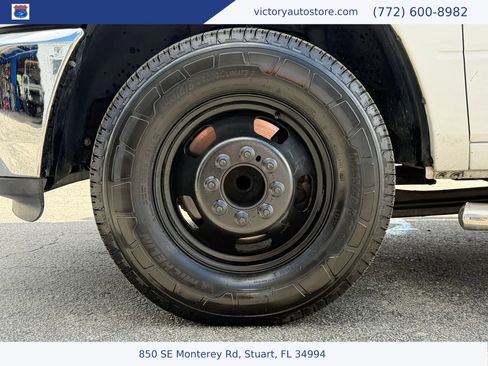 Used 2018 RAM 3500 Tradesman w/ Chrome Appearance Group RWD image 41