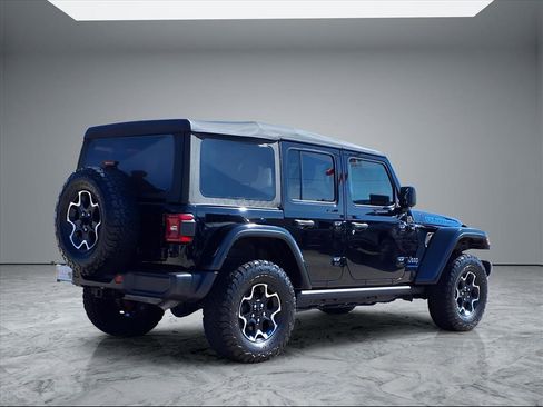 Used 2023 Jeep Wrangler Unlimited Rubicon 4xe w/ Cold Weather Group image 7