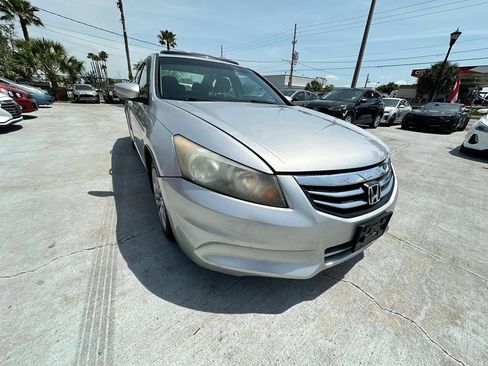 Used 2012 Honda Accord EX image 3