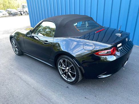 Used 2016 MAZDA MX-5 Miata Grand Touring image 38