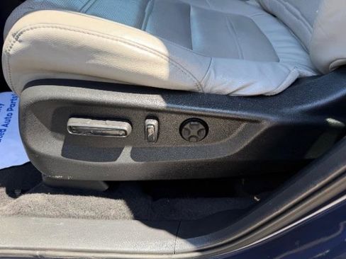 Used 2018 Honda CR-V EX-L image 17
