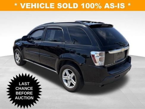 Used 2005 Chevrolet Equinox LT w/ Preferred Equipment Group AWD/4WD image 3