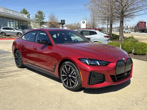 New 2026 BMW i4 xDrive40i image 6