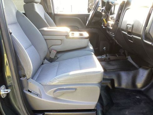 Used 2019 Chevrolet Silverado 2500 W/T AWD/4WD image 10