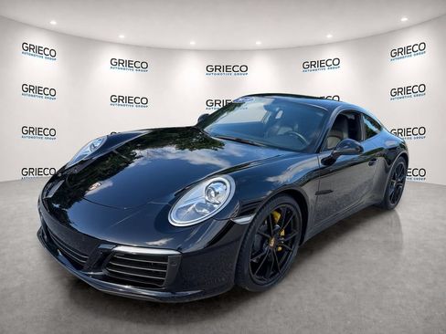Used 2018 Porsche 911 Carrera RWD image 3