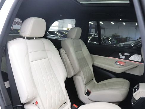 Used 2021 Mercedes-Benz GLS 63 AMG 4MATIC image 23