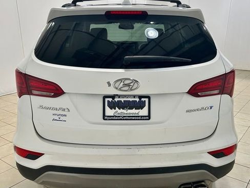 Used 2018 Hyundai Santa Fe Sport 2.0T FWD image 4