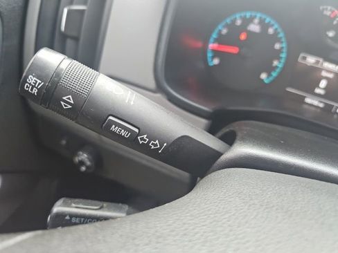 Used 2019 Chevrolet Colorado W/T image 38