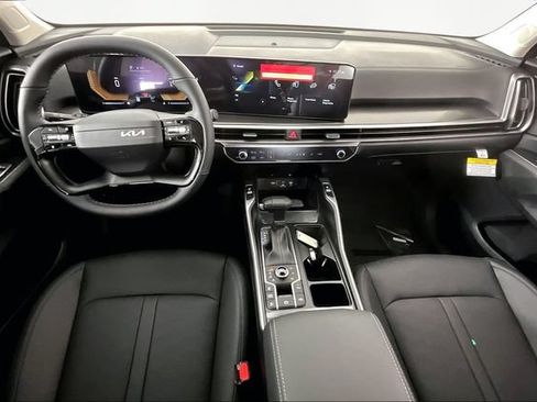 Certified 2026 Kia Sorento S AWD/4WD image 6