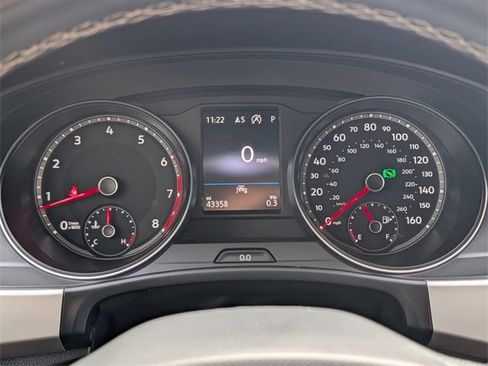 Used 2021 Volkswagen Atlas Cross Sport SE image 19