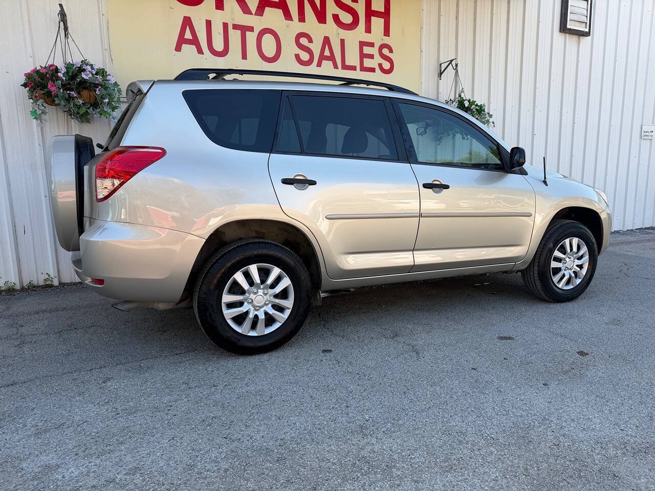 Used 2008 Toyota RAV4 2WD image 3
