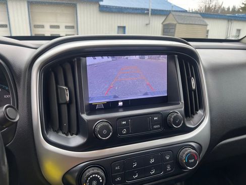 Used 2020 Chevrolet Colorado LT w/ LT Convenience Package image 26