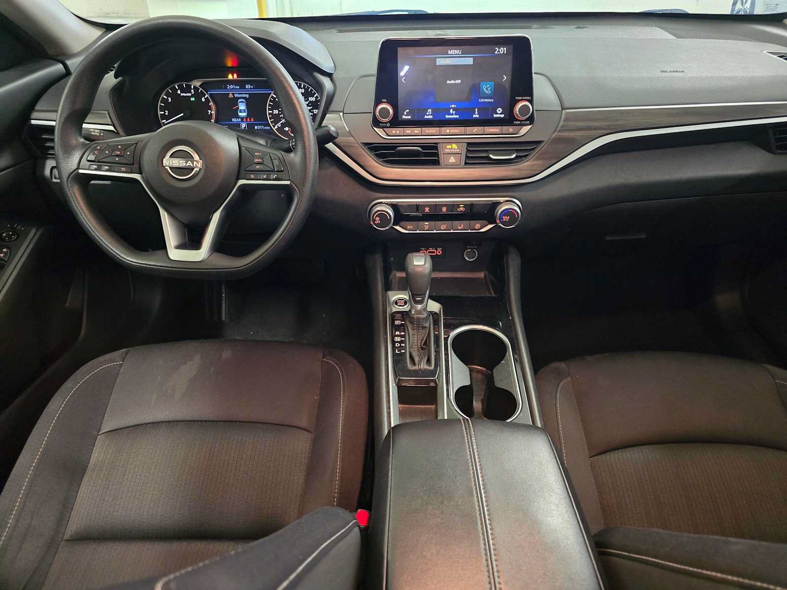 Used 2024 Nissan Altima 2.5 SV FWD image 16