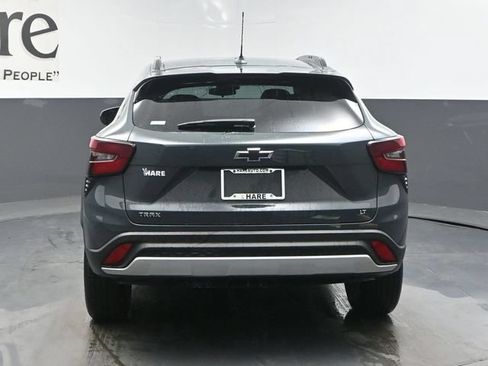 New 2026 Chevrolet Trax LT w/ LT Convenience Package FWD image 13