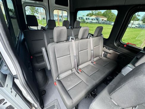 Used 2024 Mercedes-Benz Sprinter 2500 image 18
