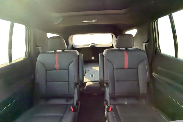 Used 2024 Chevrolet Traverse RS AWD/4WD image 13