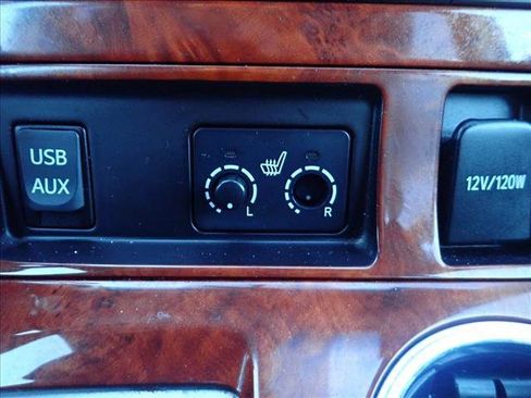 Used 2012 Toyota Highlander Limited w/ Tow Pkg image 22