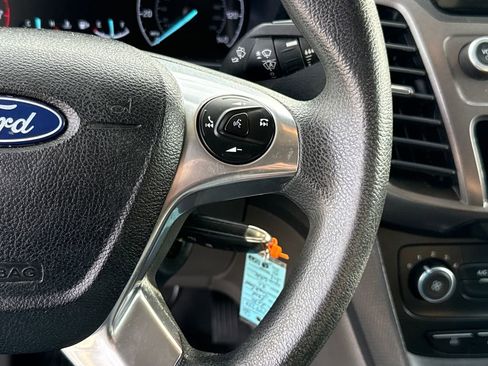 Used 2020 Ford Transit Connect XL image 16