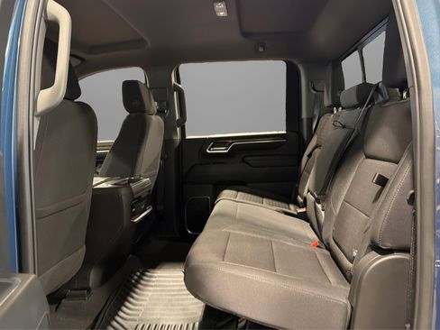 Used 2024 Chevrolet Silverado 2500 LT w/ All Star Edition image 38