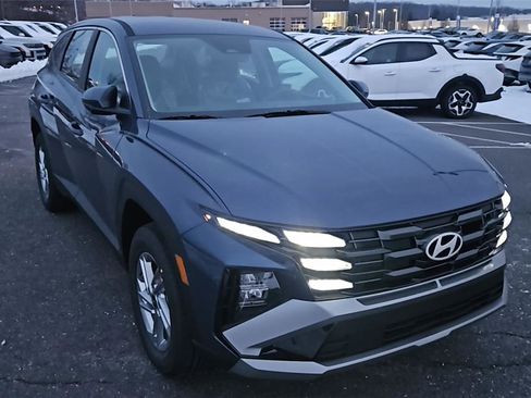 New 2026 Hyundai Tucson SE image 1