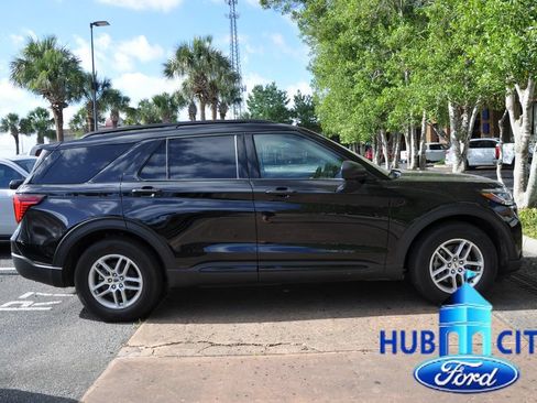 New 2026 Ford Explorer Active w/ Active Comfort Package RWD image 6