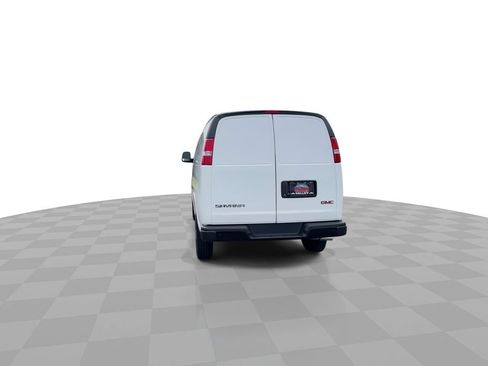 New 2026 GMC Savana 3500 w/ Driver Convenience Package RWD image 7