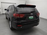 Used 2020 Kia Sorento LX image 6