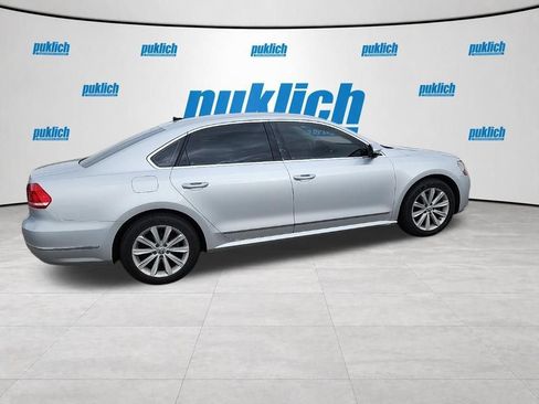 Used 2012 Volkswagen Passat 2.5 SEL Premium FWD image 9