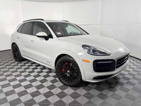 Certified 2023 Porsche Cayenne GTS AWD/4WD image 7