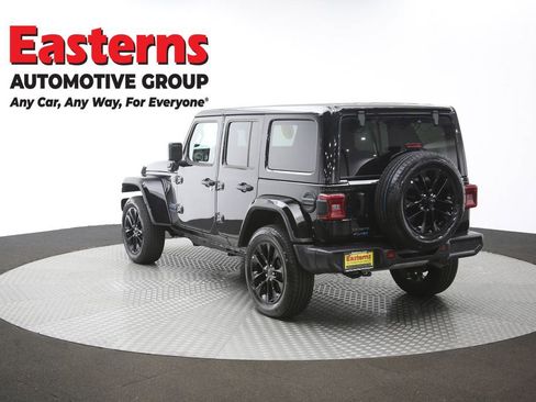 Used 2025 Jeep Wrangler Unlimited Sahara w/ Safety Group AWD/4WD image 64