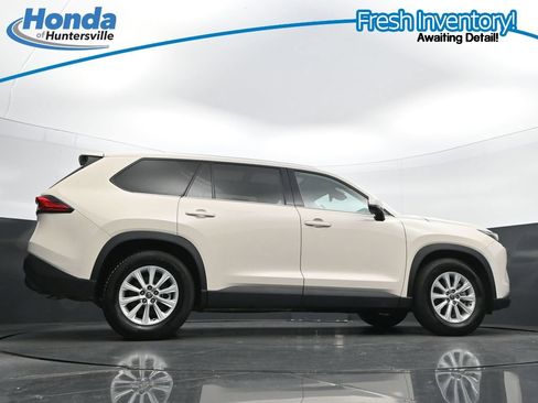 Used 2024 Toyota Grand Highlander FWD image 43