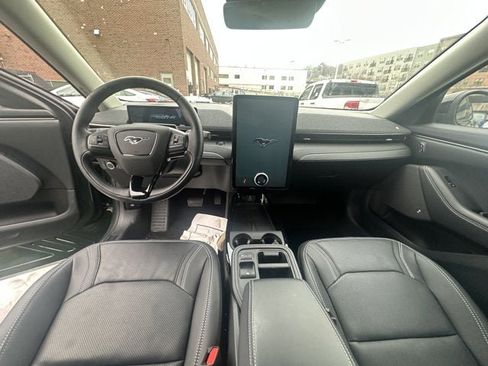 Used 2025 Ford Mustang Mach-E Premium image 13